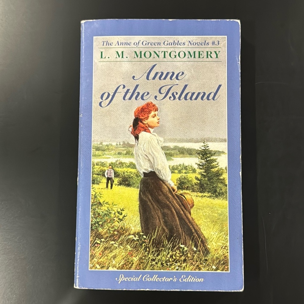 Anne of Green Gables #3: Anne of the Island by L. M. Montgomery - Novel